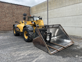 Caterpillar TH330B verreiker  (3)