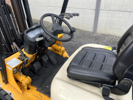 Halla HDF30 heftruck diesel 3 ton triple (239)