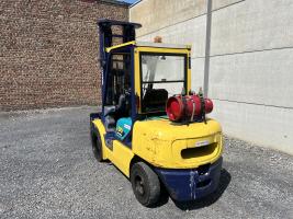 Komatsu FG30HT-14 heftruck triplex 3 ton (96)
