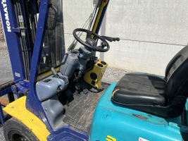 Komatsu FG30HT-14 heftruck triplex 3 ton (96)