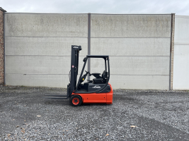 Linde E14-02 (197) heftruck elektrisch triplex
