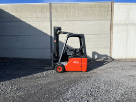 Linde E15-01 (181) heftruck elektrisch full free TRIPLEX 5m22