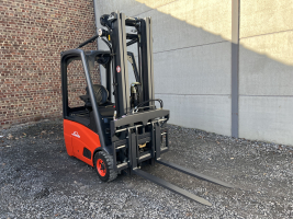 Linde E15-01 (181) heftruck elektrisch full free TRIPLEX 5m22