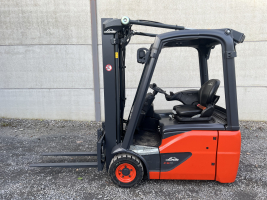 Linde E16-02 EVO (38) heftruck elektrisch triple 
