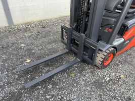 Linde E16-02 EVO (38) heftruck elektrisch triple 