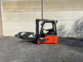 Linde E16-02 EVO (29) heftruck elektrisch triple