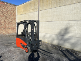 Linde E16-02 EVO (29) heftruck elektrisch triple