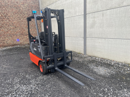 Linde E16C-02 (187) heftruck elektrisch full free TRIPLEX