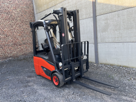 Linde E16-02 EVO heftruck 1.600 kg - triple (144)