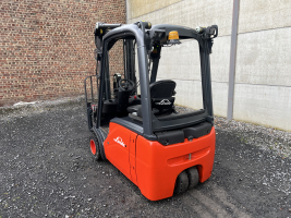 Linde E18-01 EVO (22) heftruck elektrisch triple 