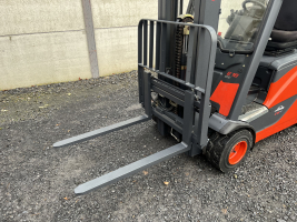 Linde E18PH-02 EVO heftruck - 1.800 kg - triple (27)