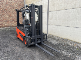 Linde E25-01 heftruck 2.500 kg - triple (95)