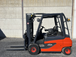 Linde E30-01 heftruck 3.000 kg - triple (98)