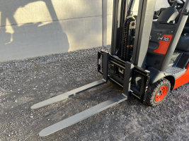 Linde H16T-01 (195) heftruck LPG 1,6 ton triplex