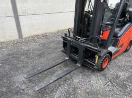 Linde H18T-01 EVO triplex (21) heftruck LPG