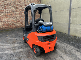 Linde H20T-01 EVO (172) heftruck op LPG - triplex