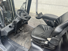 Linde H25D-01 heftruck 2.500 kg diesel TRIPLEX  (210)