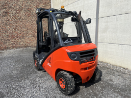 Linde H25D-01 heftruck 2.500 kg diesel TRIPLEX  (256)