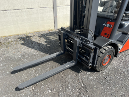 Linde H25D-01 heftruck 2.500 kg diesel TRIPLEX  (256)
