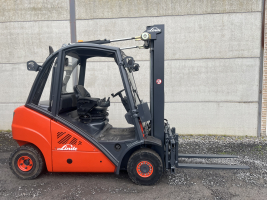 Linde H25D-01 (261) heftruck diesel triple