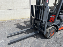Linde H25D-02 EVO (92) heftruck diesel triplex