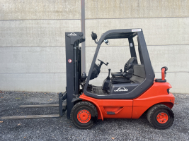 Linde H25D-03 heftruck 2,5 ton (69) TRIPLE