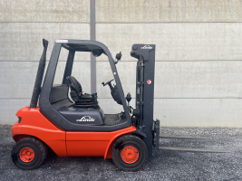 Linde H25D-03 heftruck 2,5 ton (69) TRIPLE