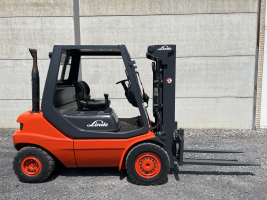 Linde H25D-03 heftruck 2,5 ton (82) TRIPLE