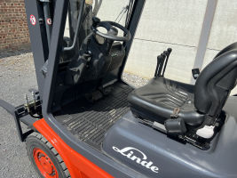 Linde H25D-03 heftruck 2,5 ton (82) TRIPLE
