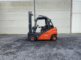 Linde H25T heftruck op LPG _ TRIPLEX - 2,5 ton (241)