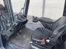 Linde H25T heftruck op LPG _ TRIPLEX - 2,5 ton (241)