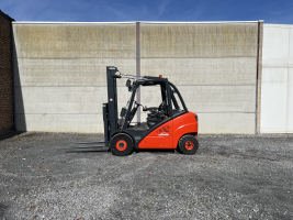 Linde H30D-01 heftruck 3.000 kg - triple (68)