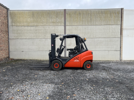 Linde H30D-01 heftruck 3.000 kg - triple (68)