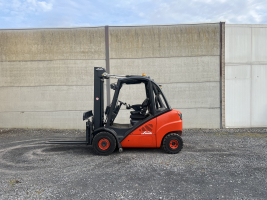 Linde H30D-01 heftruck 3.000 kg - triple (79)