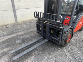Linde H30D-01 heftruck 3.000 kg - triple (79)