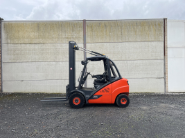 Linde H30D-02 EVO heftruck triplex diesel 3,5 ton (106)