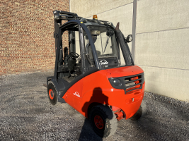 Linde H30D (238) heftruck diesel triplex