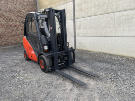 Linde H35D-01 heftruck triplex diesel 3,5 ton (61)