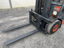Linde H35D-01 heftruck triplex diesel 3,5 ton (61)