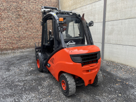Linde H35D-01 heftruck triplex diesel 3,5 ton (61)