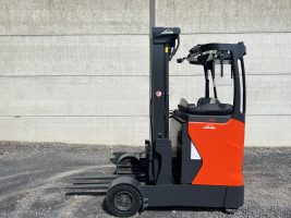 Linde R16G-01 reachtruck op banden (196)