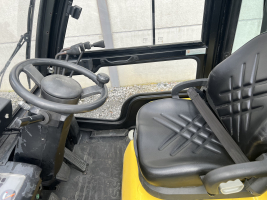 Nissan UGD02A30PQ heftruck 3 TON  op LPG (251) triple