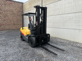 TCM FD30T3 (63) heftruck diesel 3 ton triplex