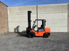 Toyota 02-7FDJF35 (234) heftruck diesel  3,5 ton triplex