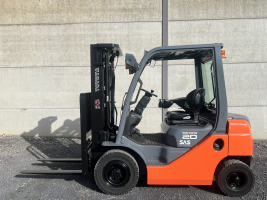 Toyota 02-8FDF20 heftruck 2.000 kg - triple (33)