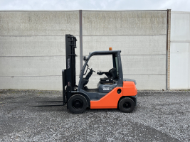 Toyota 02-8FDF25 (238) heftruck diesel 