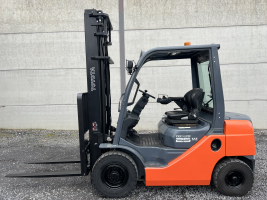 Toyota 02-8FDF25 (238) heftruck diesel 
