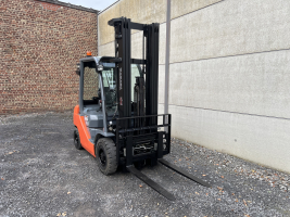 Toyota 02-8FDF25 heftruck 2.500 kg - triple (79)