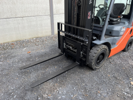 Toyota 02-8FDF25 heftruck 2.500 kg - triple (79)