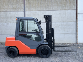 Toyota 02-8FDF30 heftruck 3.000 kg - triple (70)